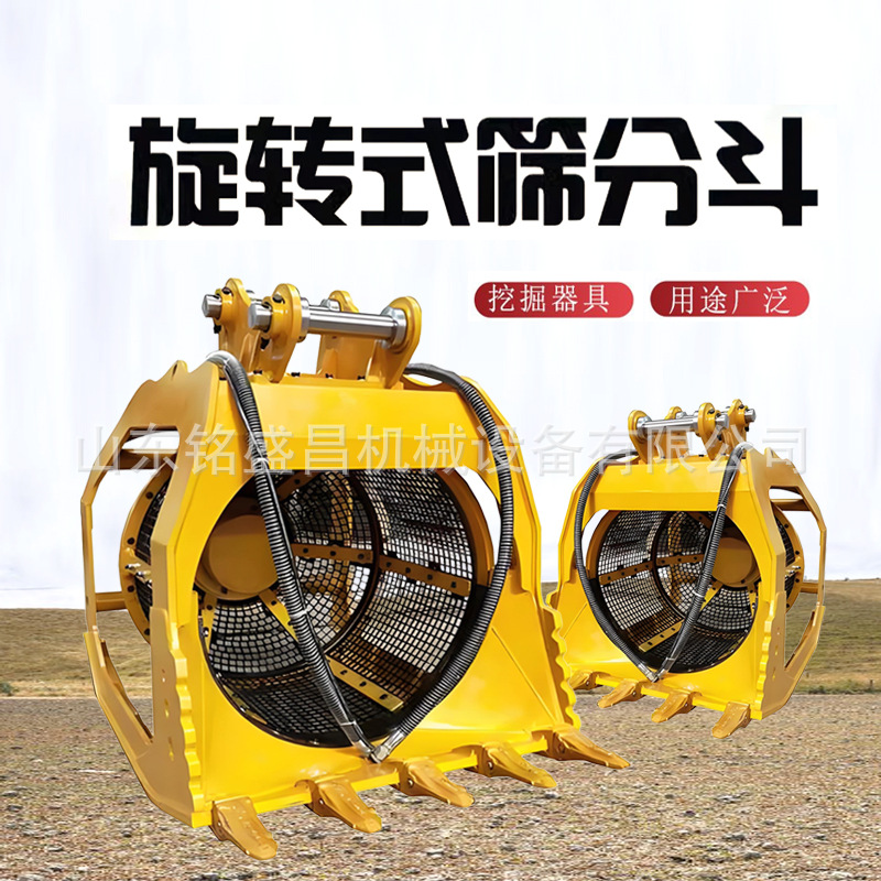 武汉暴雪后一公交站自制铲雪神器：用叉车改装扫雪工作事半功倍